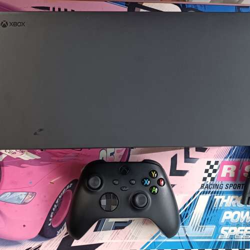 9成新XBOX SERIES X 內置一堆GAMES