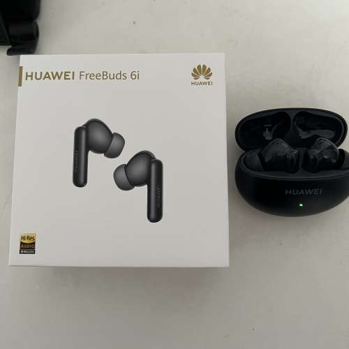 華為藍芽耳機，極新少用全套齊！