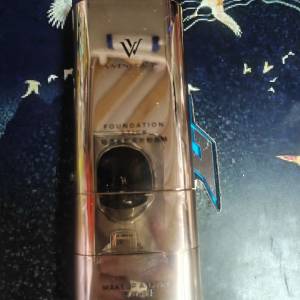 全新水漾輕透美肌雙頭粉底棒