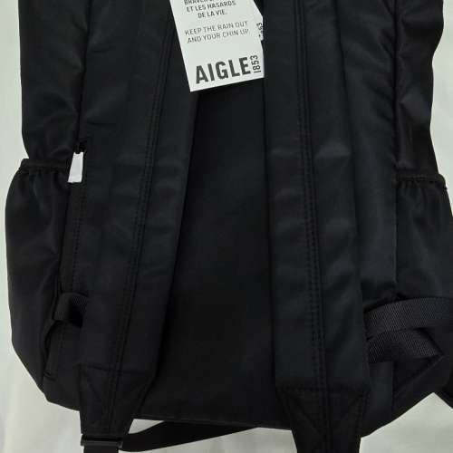 AIGLE全新 UNISEX WATER REPELLENT RECYCLE POLYAMIDE 17L BACKPACK物品