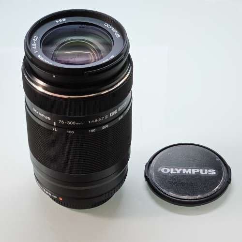 Olympus M.Zuiko Digital ED 75-300mm 1:4.8-6.7 II