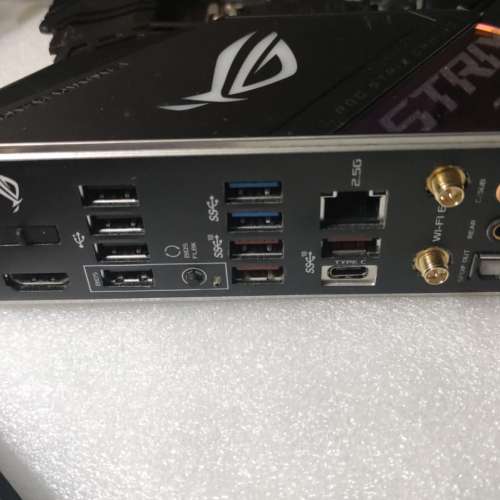 ASUS ROG STRIX Z490-E GAMING ATX主版 (正版Window11Pro) Socket 1200 支援 第10代...