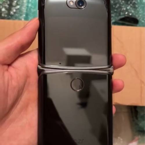 motorola razr 5G 8+256gb