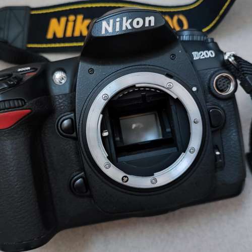 Nikon D200 及 nikkor ED 18-55mm 1:3.5-5.6G 相機及鏡頭