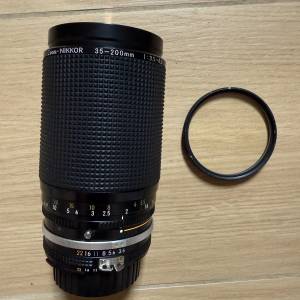 Nikon Ais 35-200mm f3.5-4.5 lens
