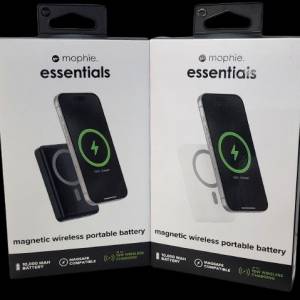 Mophie Essentials 10000mAh
磁吸便攜行動電源