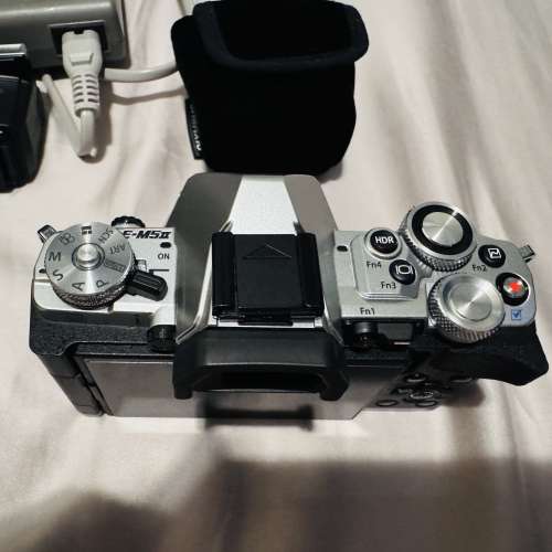 Olympus E-M5 Mark II