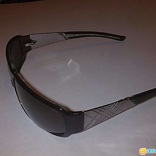 Burberry  太陽眼鏡