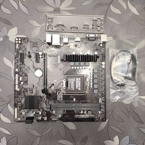 出售 Intel 12代/13代/14代 主機板 Gigabyte B760M D2H DDR4