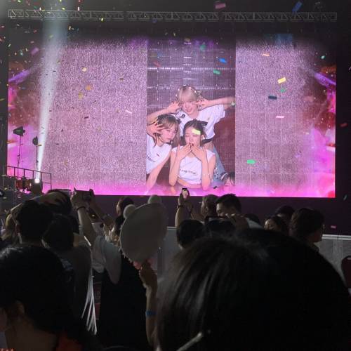 LE SSERAFIM香港演唱會門票🎫