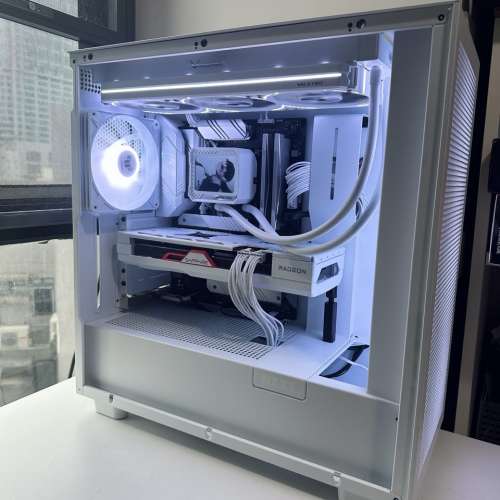 純白色 電腦主機 7800XT / 2TB / 850W / 32GB / 5700X / B550 Rog / 360水冷 - 適...