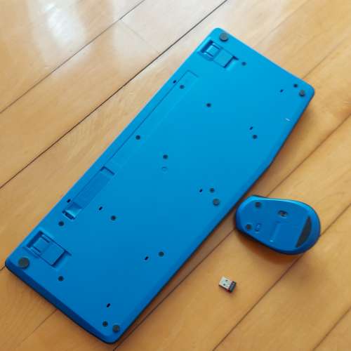 Logitech K345 wireless keyboard & mouse