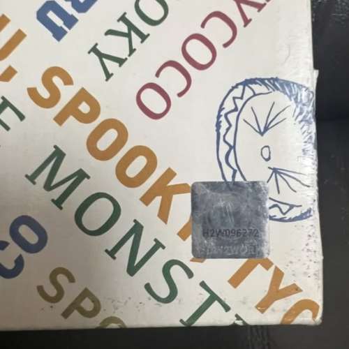 Labubu 的 zimomo Limited edition