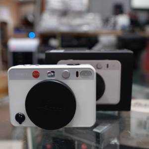 Leica Sofort 2 Hybrid Instant Camera White Painted(used)