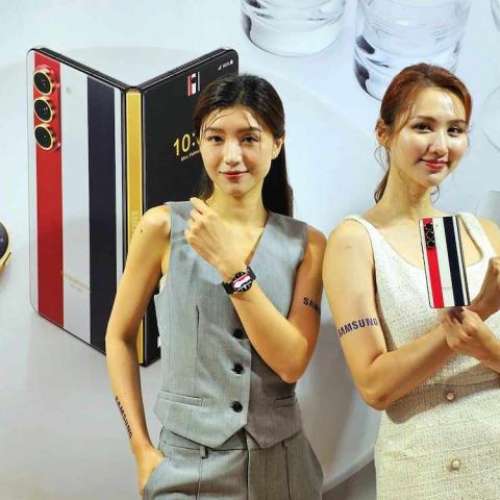 全新 Samsung Z fold5 5G Thom Browne 限量版 香港三星行貨 * *跟CSL單未拆封 flip...