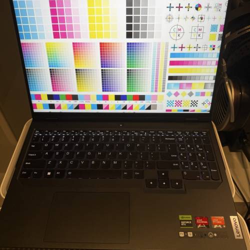 Lenovo R9000P 2024 7945HX 4060 140W 32GB ram 1TB SSD