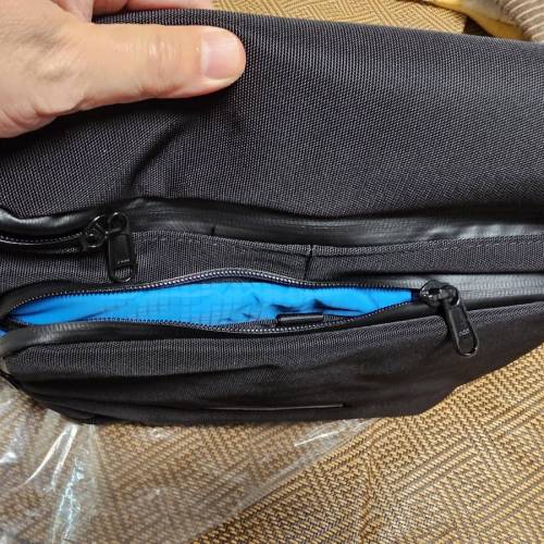 Alpaka Bravo Sling Max V2 防水防盜側肩包黑色