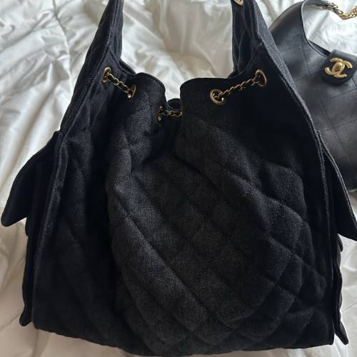 chanel 25 handbag
