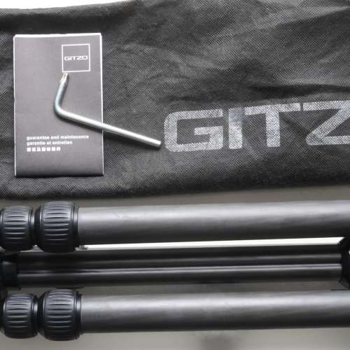 Gitzo GK1550T 6層炭纖反摺 真正旅行腳架  淨重1kg(連波頭)反摺收起不足14吋(適合手...