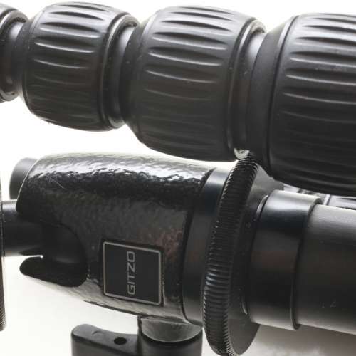 Gitzo GK1550T 6層炭纖反摺 真正旅行腳架  淨重1kg(連波頭)反摺收起不足14吋(適合手...