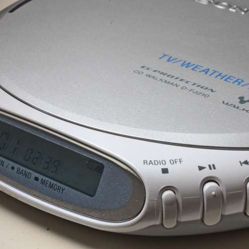 Sony Discman D-FJ210 Portable(防震)CD Player AM/FM/Weather(靚聲)
