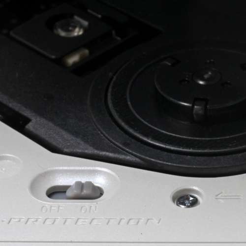 Sony Discman D-FJ210 Portable(防震)CD Player AM/FM/Weather(靚聲)