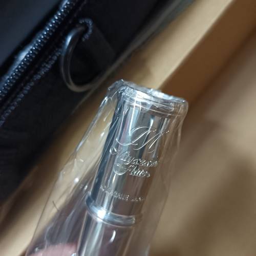 出售一支*全新*長笛Miyazawa203 系列PB203RH 鍍銀長笛