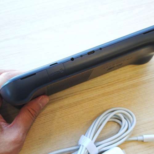 90%新 Ayaneo Air Pro R7-5825U 16+1TB 黑藍色 Handheld PC 遊戲機 Aya neo 內置Wi...