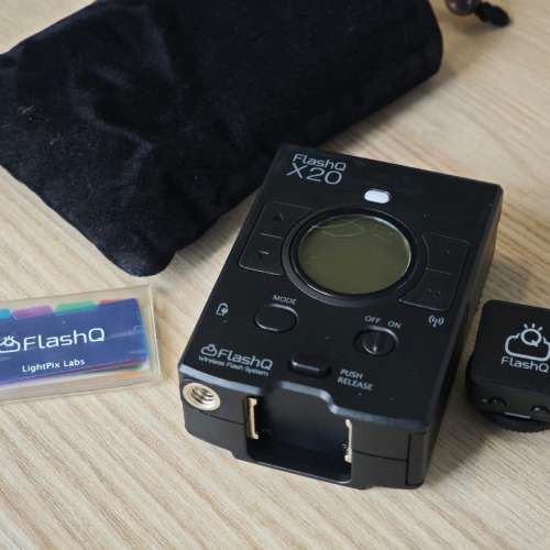 70%新 LightPix Labs X20 迷你閃光燈 可無線引閃 GN20 復古設計 單點觸閃版 GR / X...