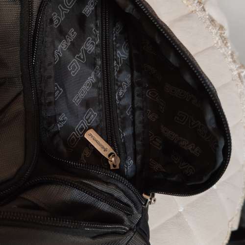 全新未用過Classic Boysac 灰黑色旅行腰袋