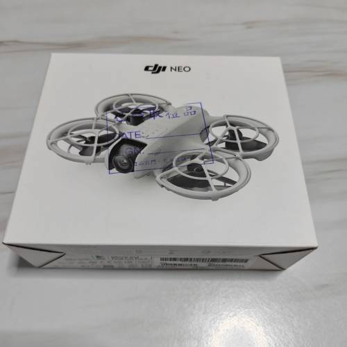 Dji Neo無人機