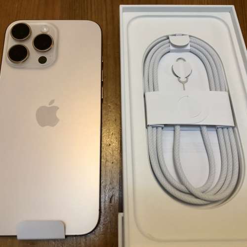 出售99%New iPhone 16 Pro Max 256GB Desert Titanium 沙漠色鈦金屬