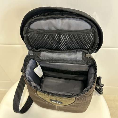 Tamrac 3394 small camera bag