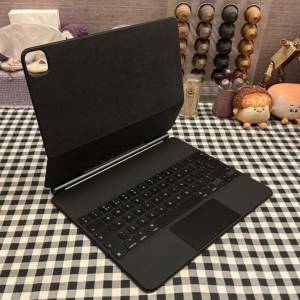 Apple iPad Magic Keyboard Pro 11吋 行貨 95%新 鍵盤位非常新淨 當時Apple專門店...