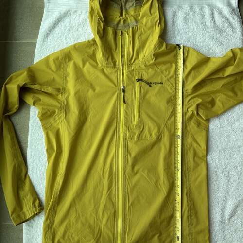 Patagonia Men's Storm Racer Jacket size M 90% new