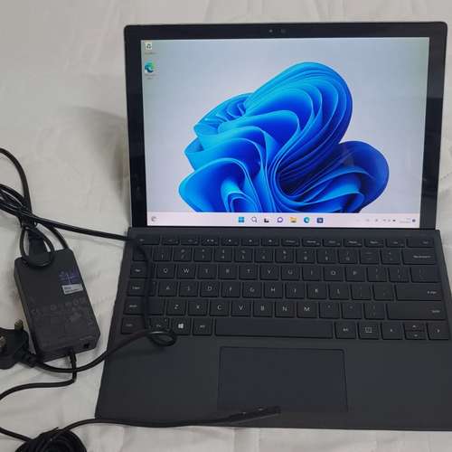 原裝 火牛鍵盤 Microsoft Surface Pro 6 代i5 256GB  連原裝鍵盤 原裝火牛  正版OF...