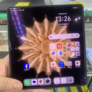 5G港版HONOR Magic V2 512G接近全新