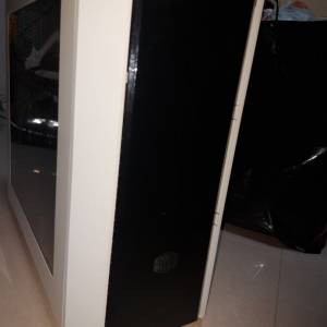 屯門良景輕鐵站交收 Coolermaster MasterBox 5 CASE ONLY. 不連圖中火牛及冇任何風扇.