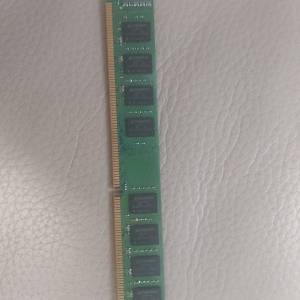 Kingston ddr3 4gb 1333MHz ram 1條