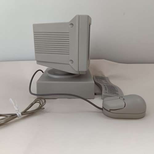 美國SKC小型電腦座枱AM/FM收音機