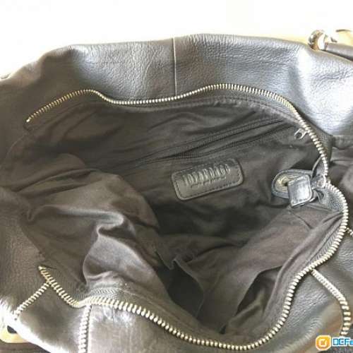 Joy & Peace軟身黑色真皮手袋