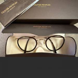 95%新OLIVER PEOPLES 眼鏡框一副