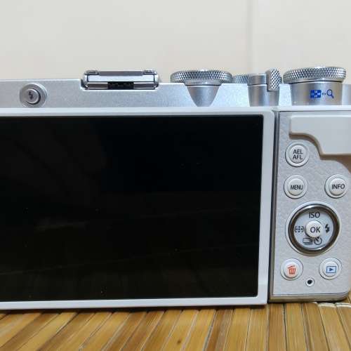 Olympus PEN E-P7 ep7 白色