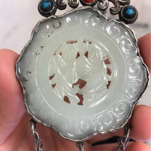 老銀包和田白玉牌