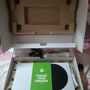 95新XBOX SERIES X 內置12個月GAME PASS CORE會員
