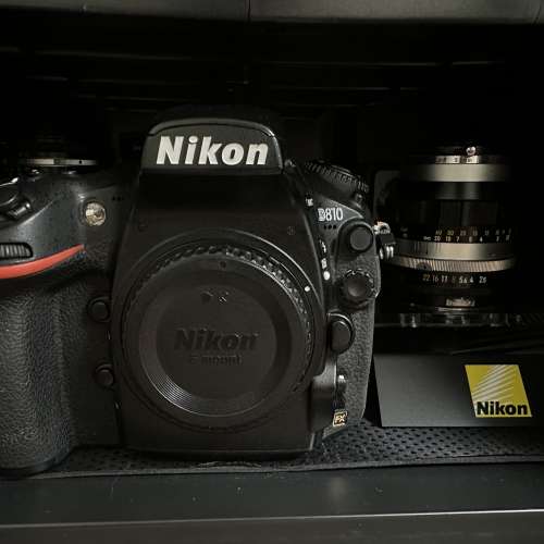 NIKON D810