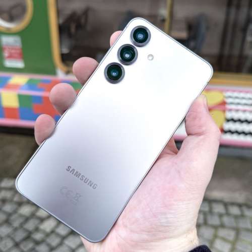 Samsung galaxy s25 99%新