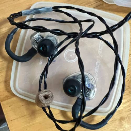 65%新 AWW AXH耳機（留意有維修部份）