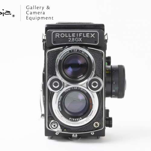 || Rolleiflex 2.8GX with strap (medium format TLR camera) ||
