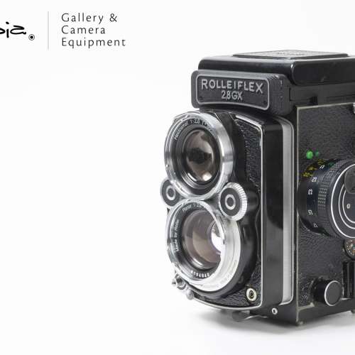|| Rolleiflex 2.8GX with strap (medium format TLR camera) ||
